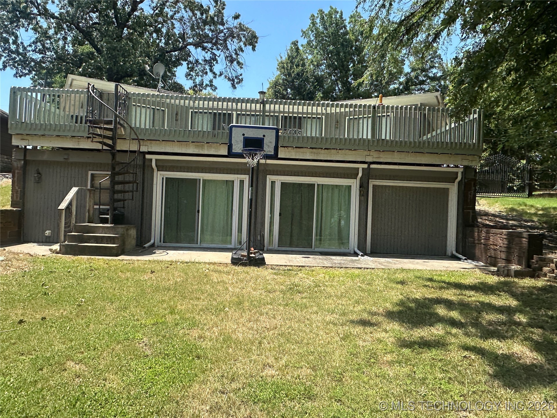 1372 Warren Road Property Photo 26