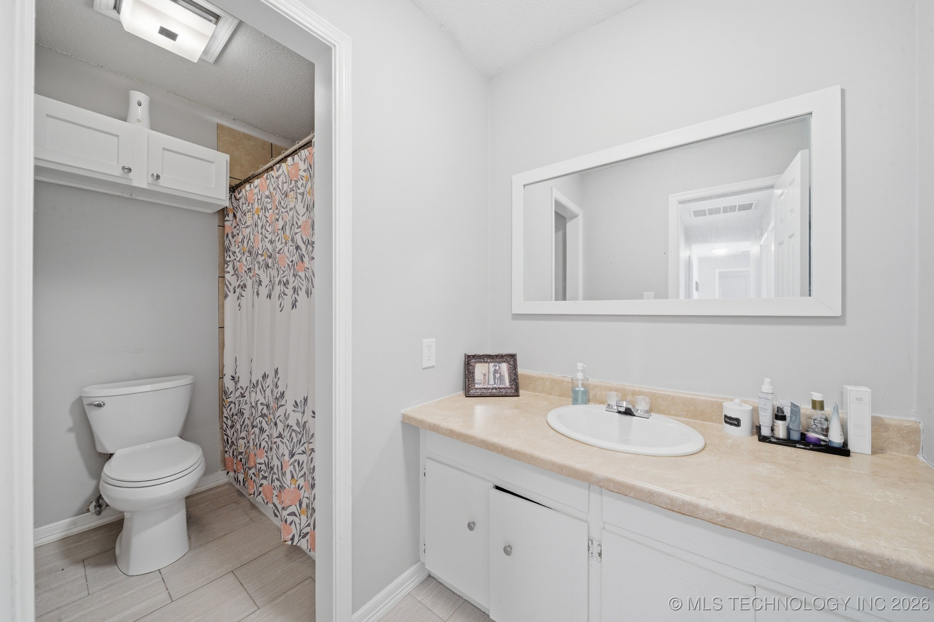 12315 E 24th Street Property Photo 22