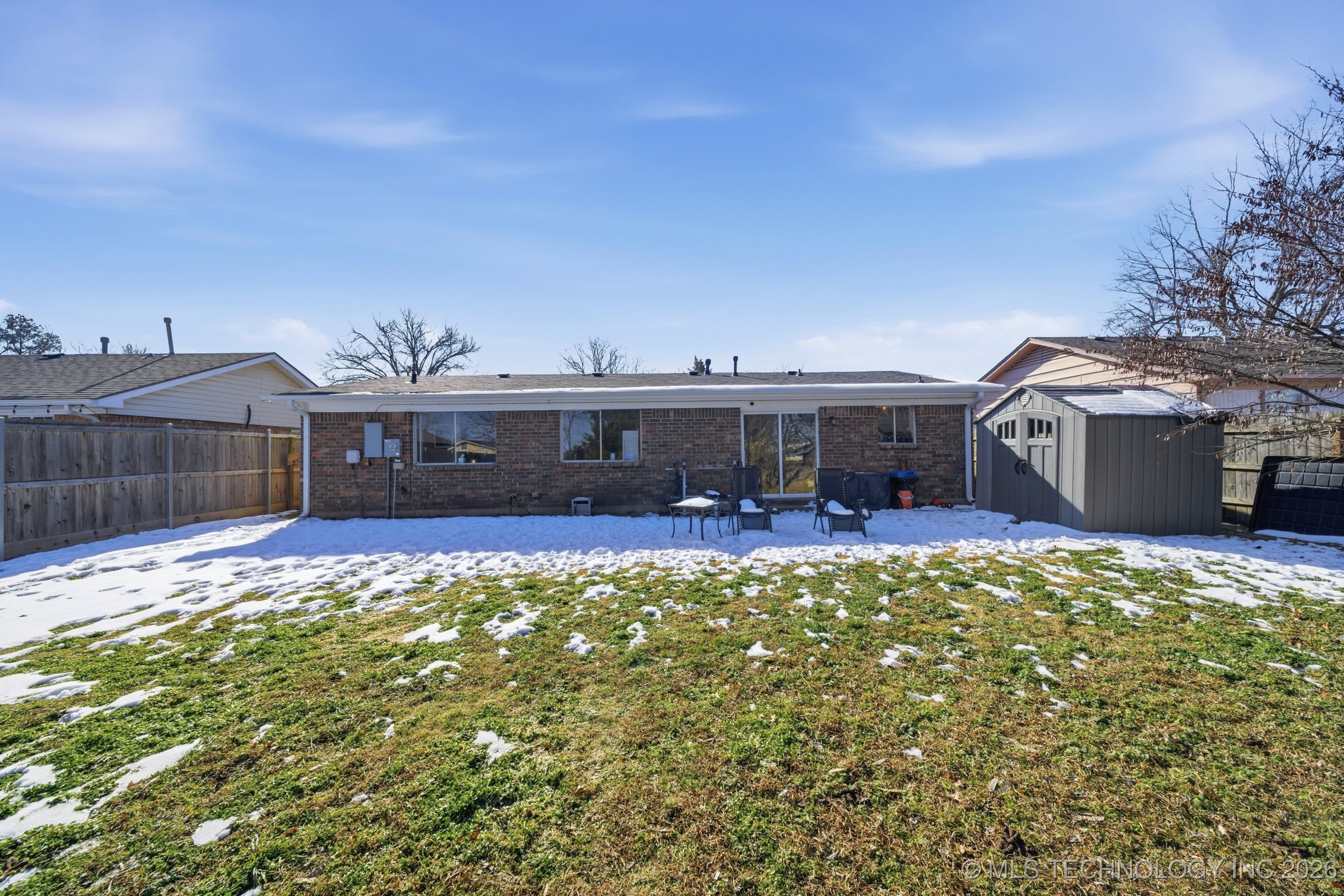 12315 E 24th Street Property Photo 26