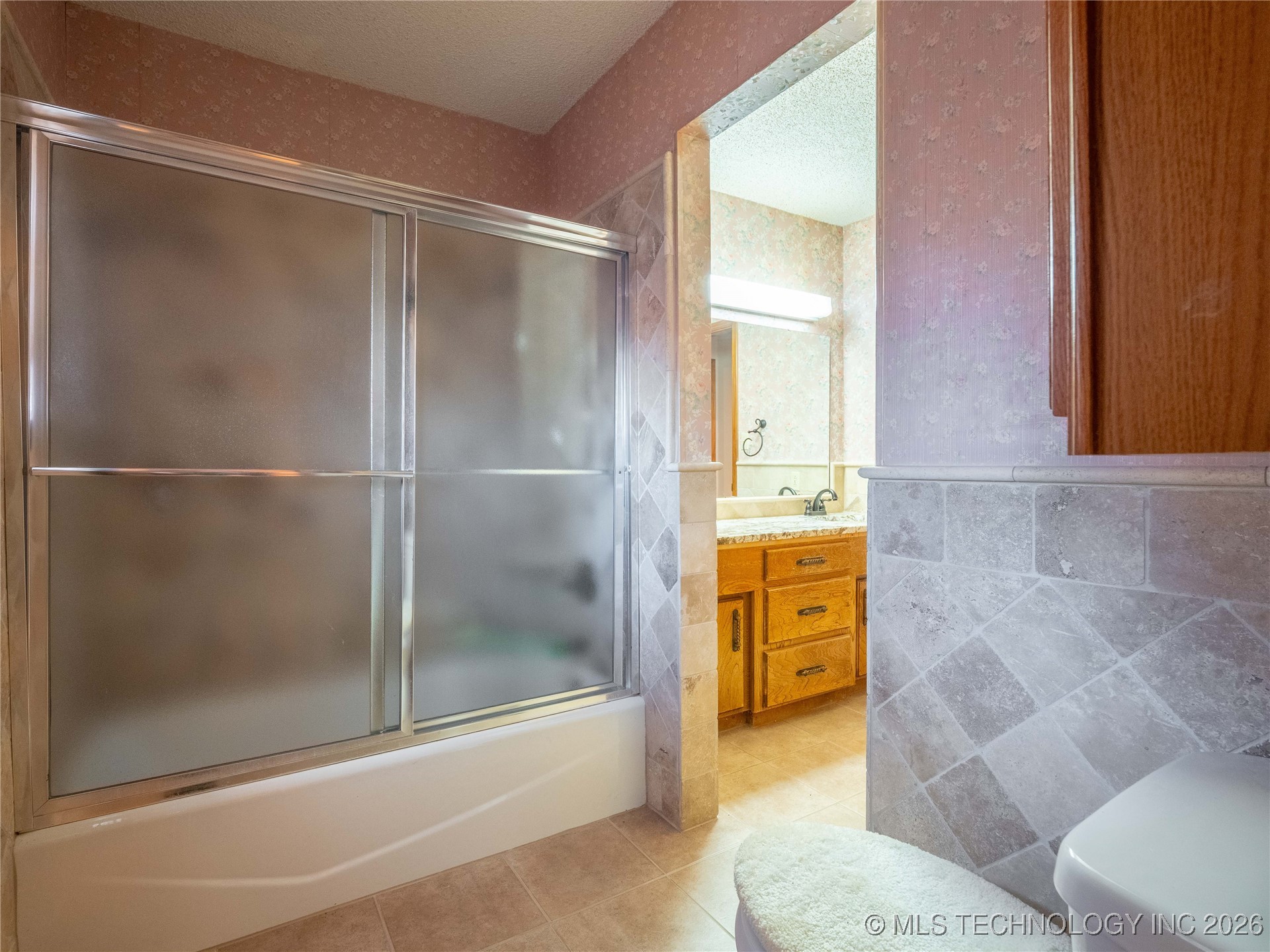 2909 N Hickory Property Photo 34