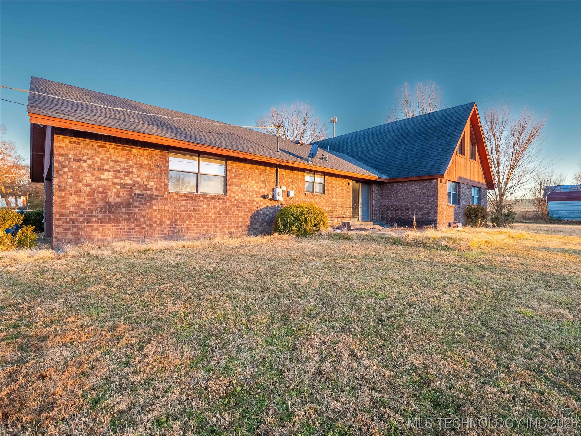 2909 N Hickory Property Photo 40