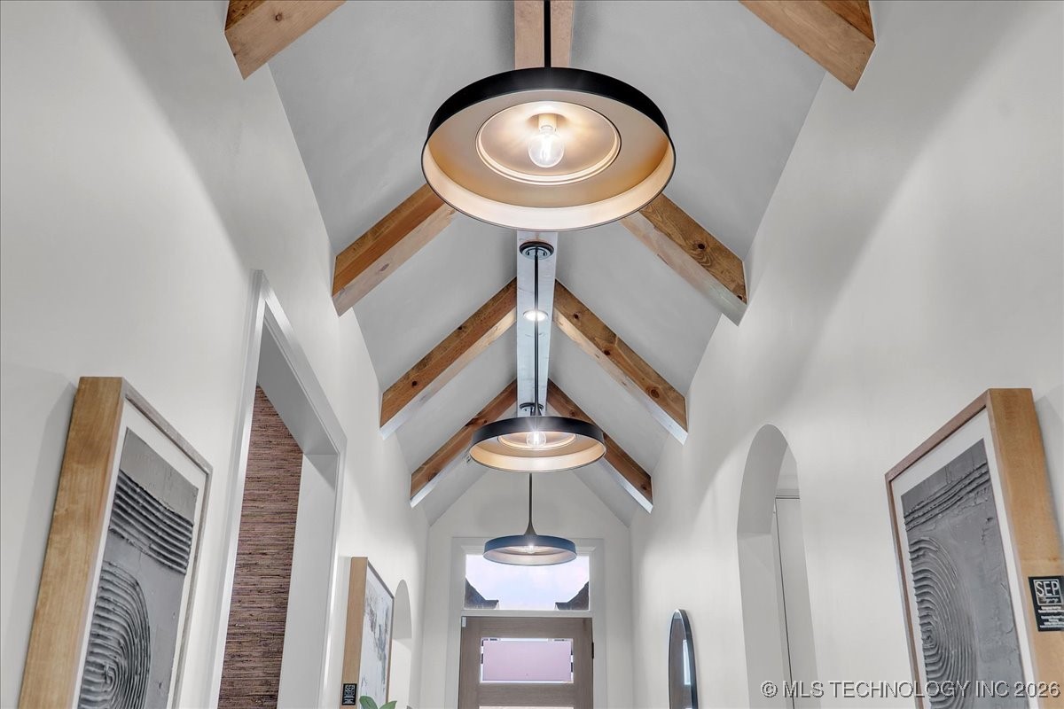 1203 N 71st Place Property Photo 5