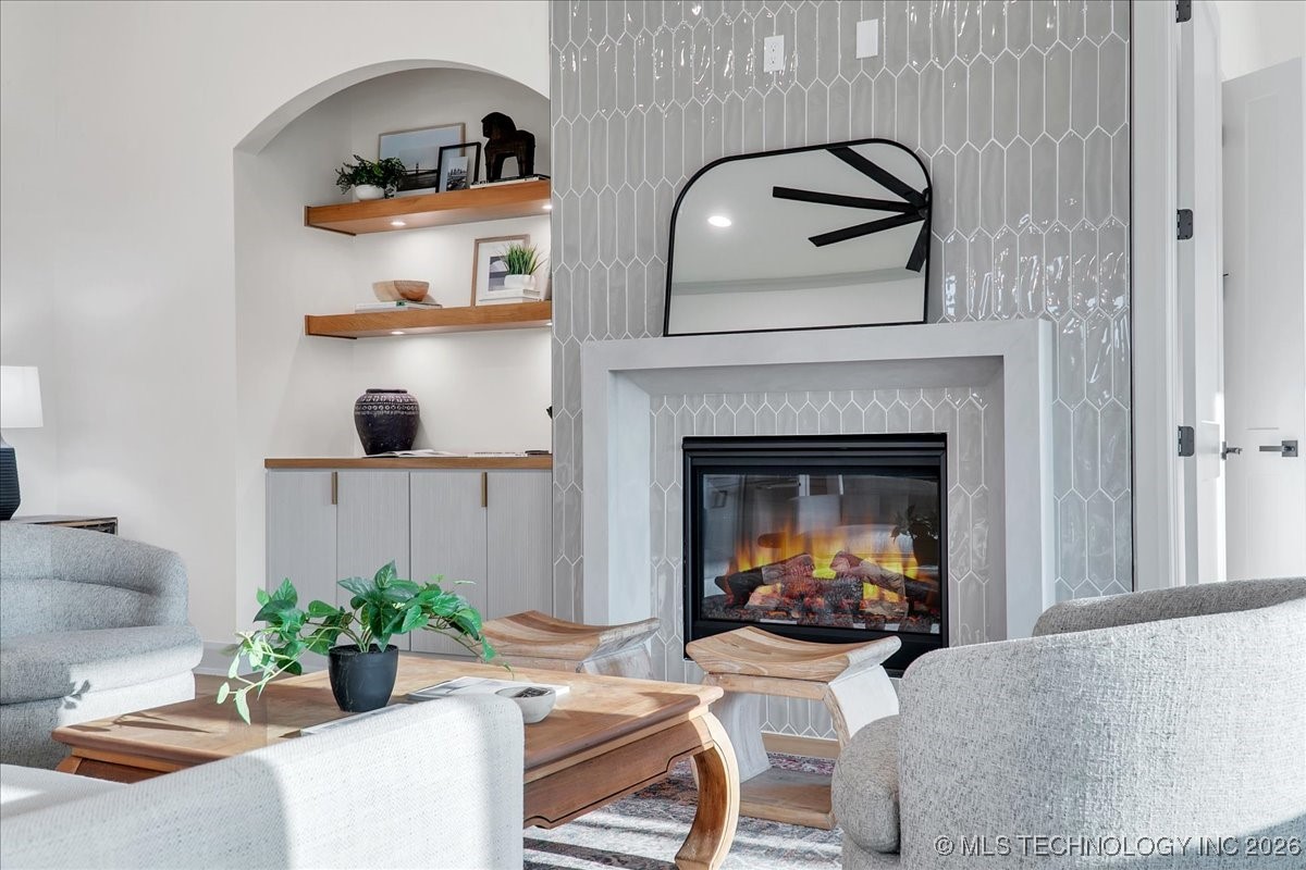 1203 N 71st Place Property Photo 12