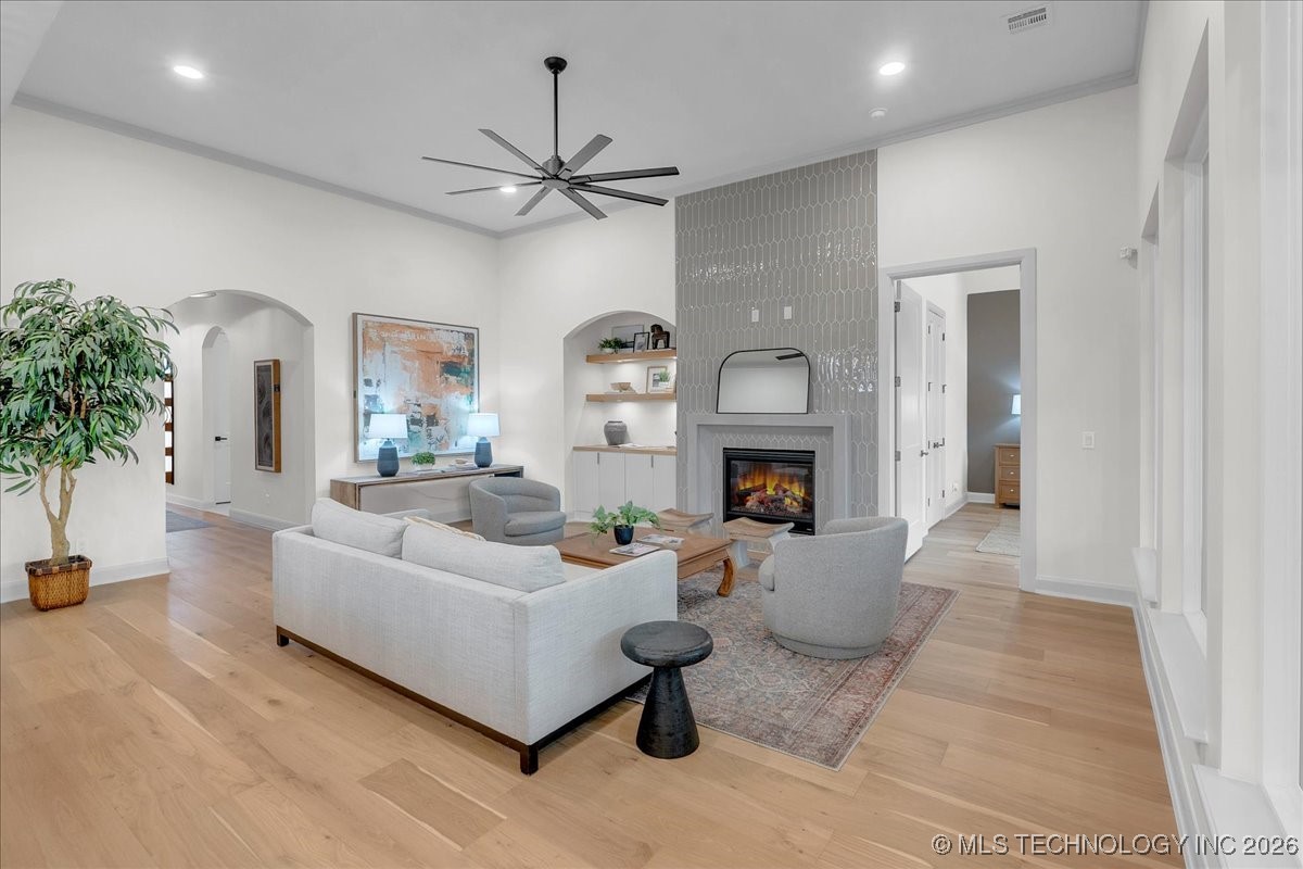 1203 N 71st Place Property Photo 13