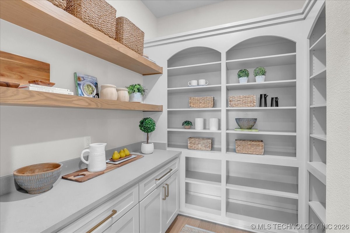 1203 N 71st Place Property Photo 26