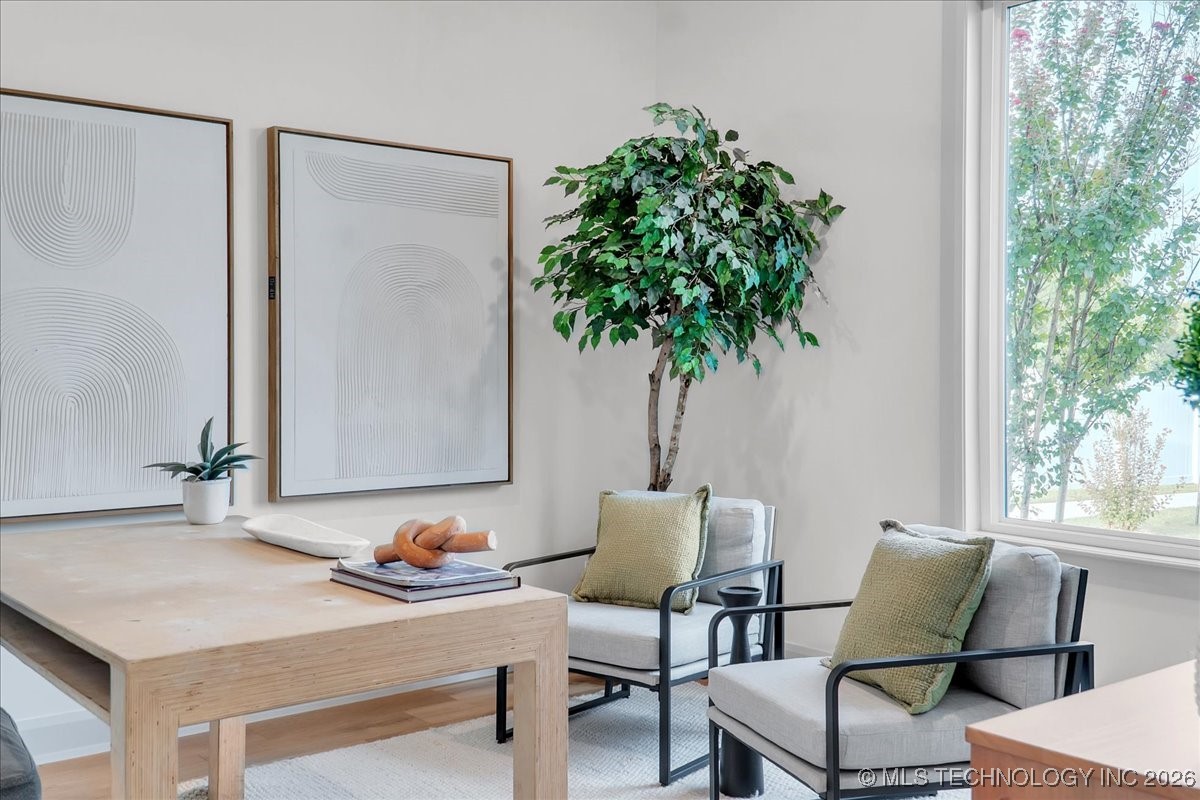 1203 N 71st Place Property Photo 40