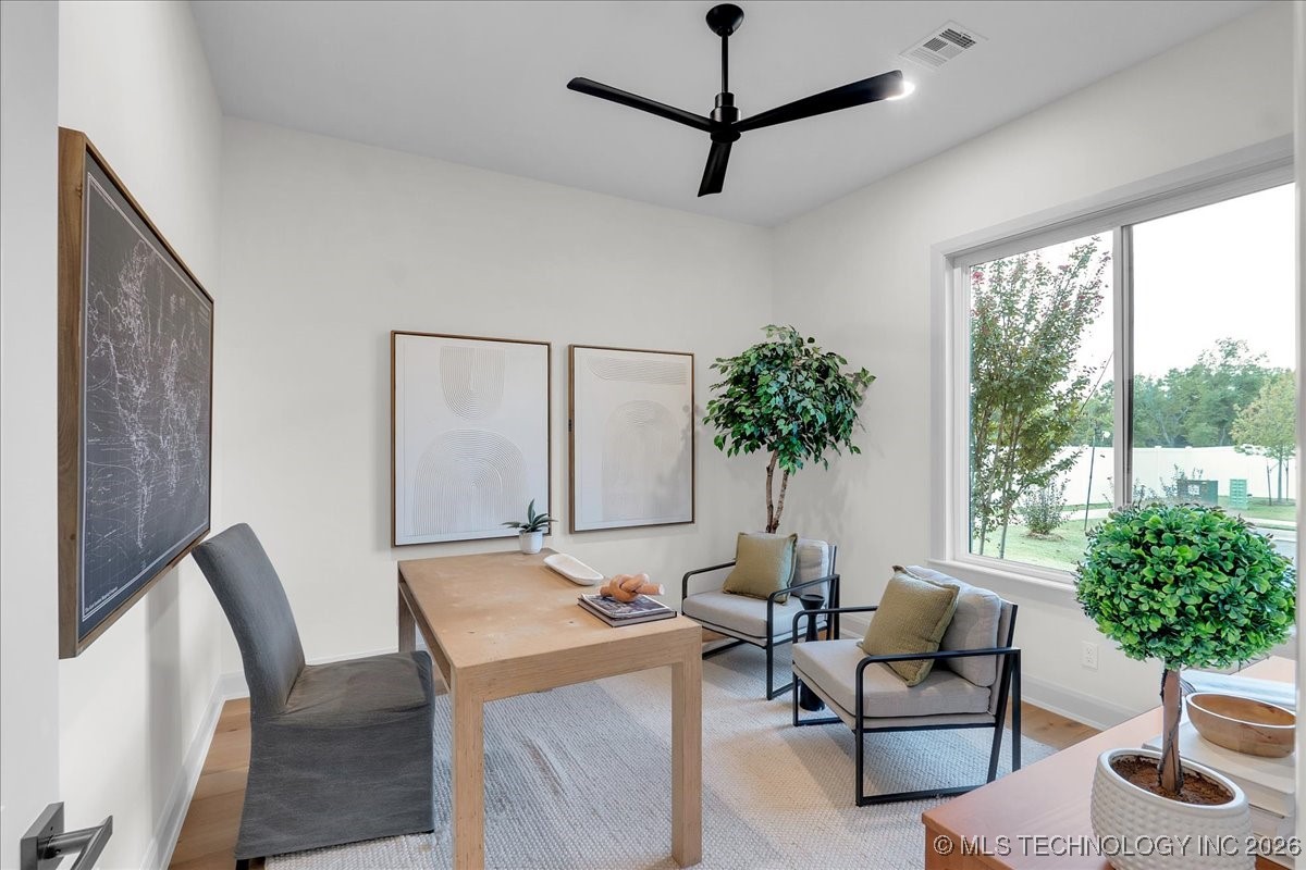 1203 N 71st Place Property Photo 41