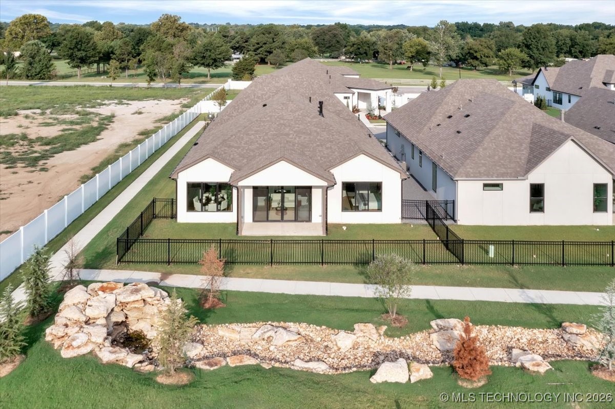 1203 N 71st Place Property Photo 44