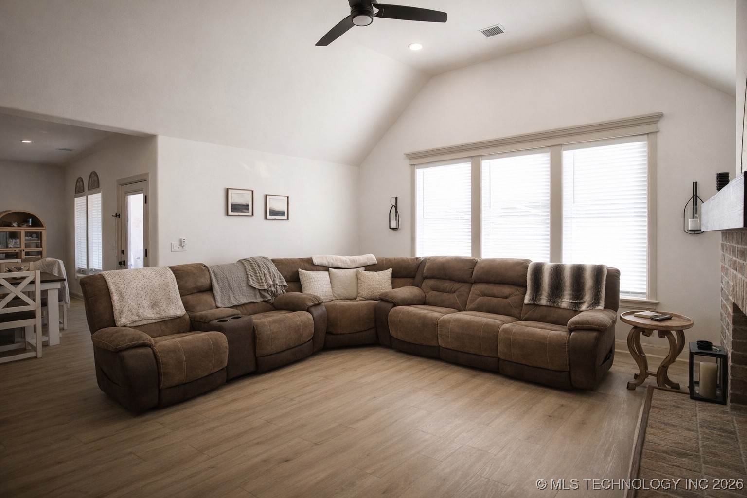 27900 E 107th Street S Property Photo 3