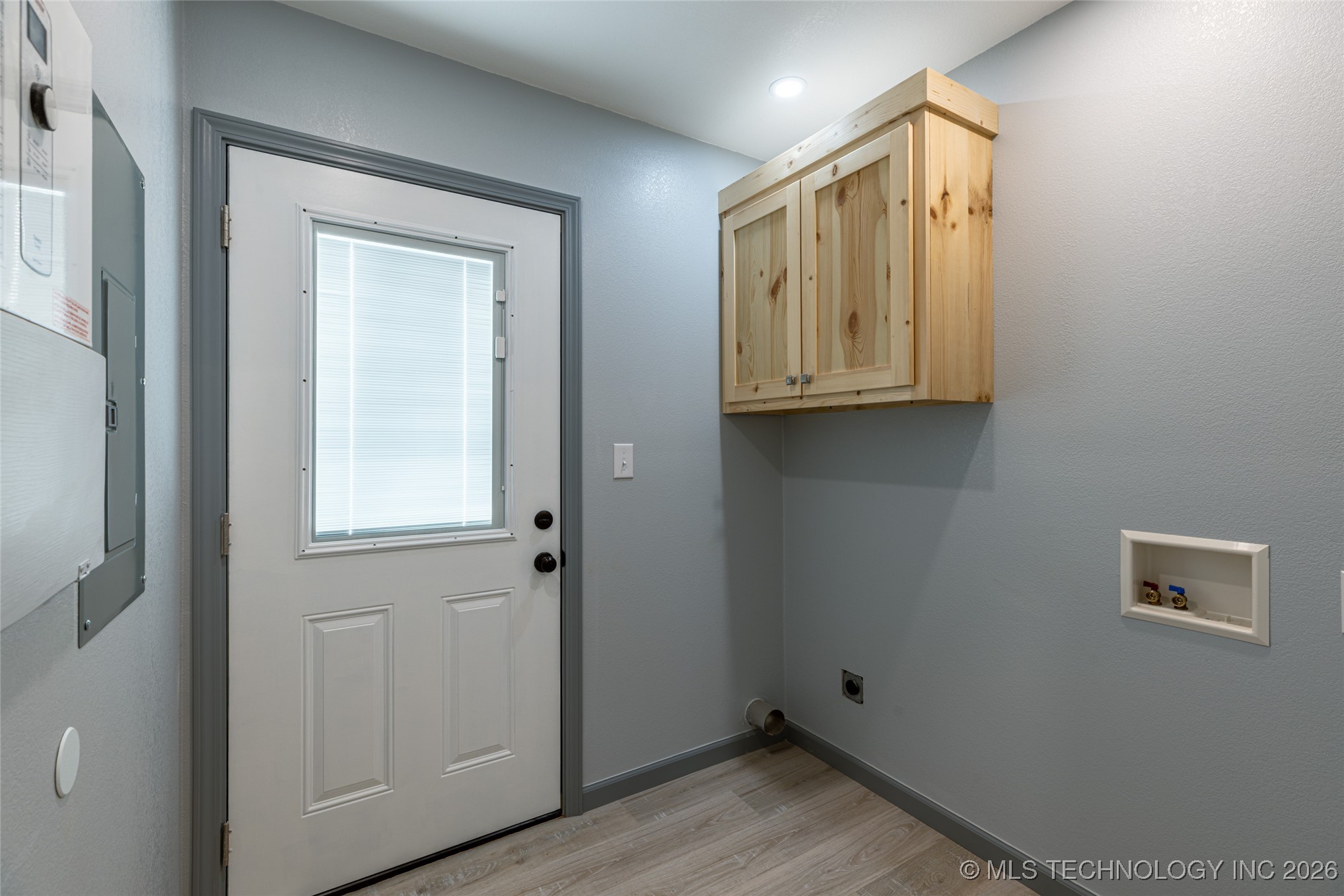 120 E 7th Street Property Photo 27