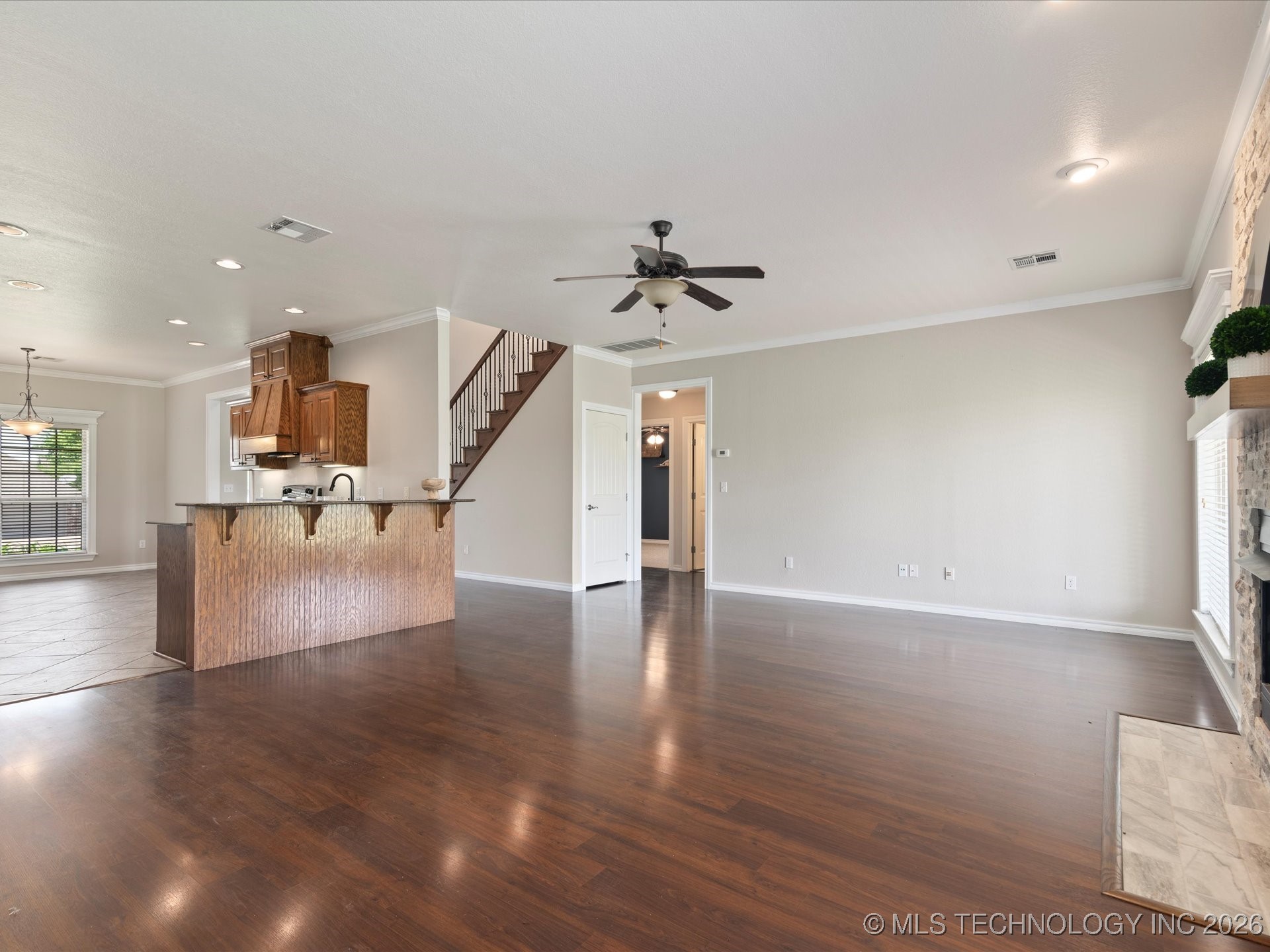 5817 Woodland Road Property Photo 7