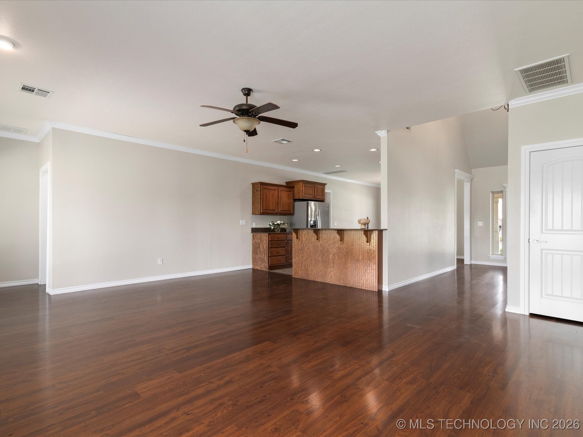 5817 Woodland Road Property Photo 8