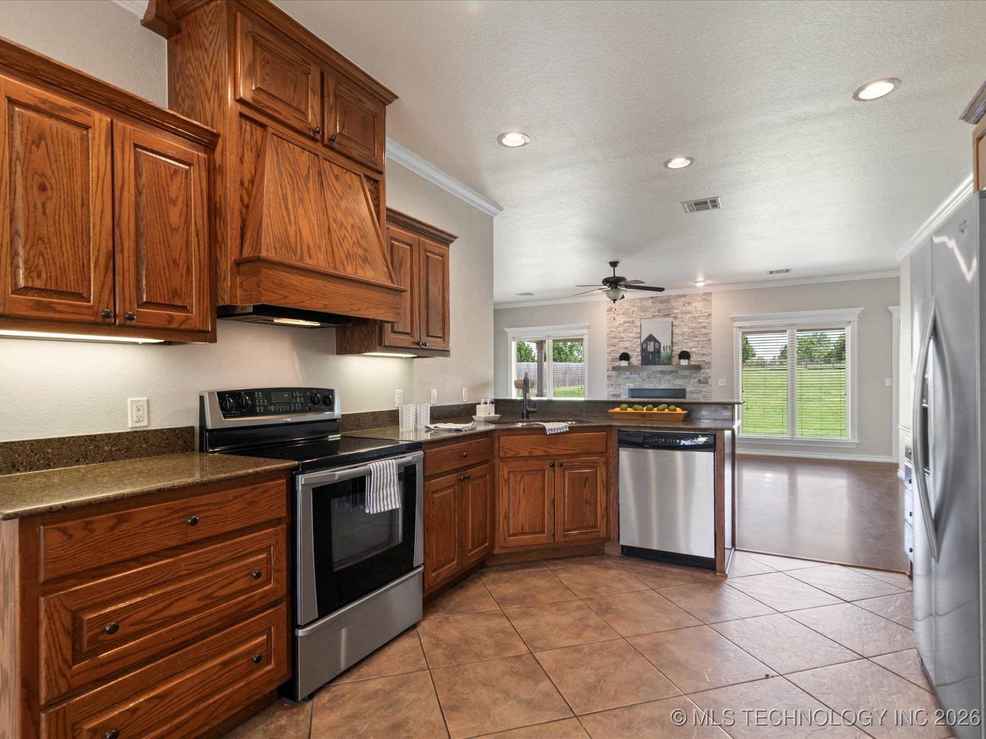 5817 Woodland Road Property Photo 10