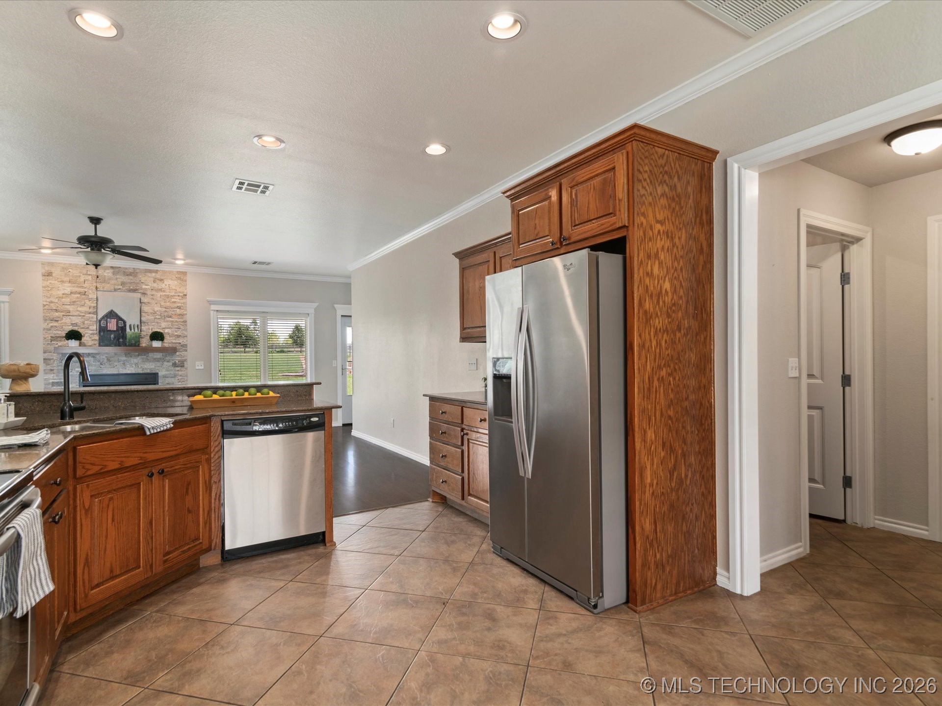 5817 Woodland Road Property Photo 11