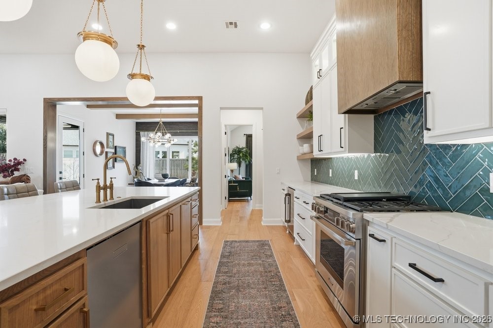 4705 S Retana Avenue Property Photo 18