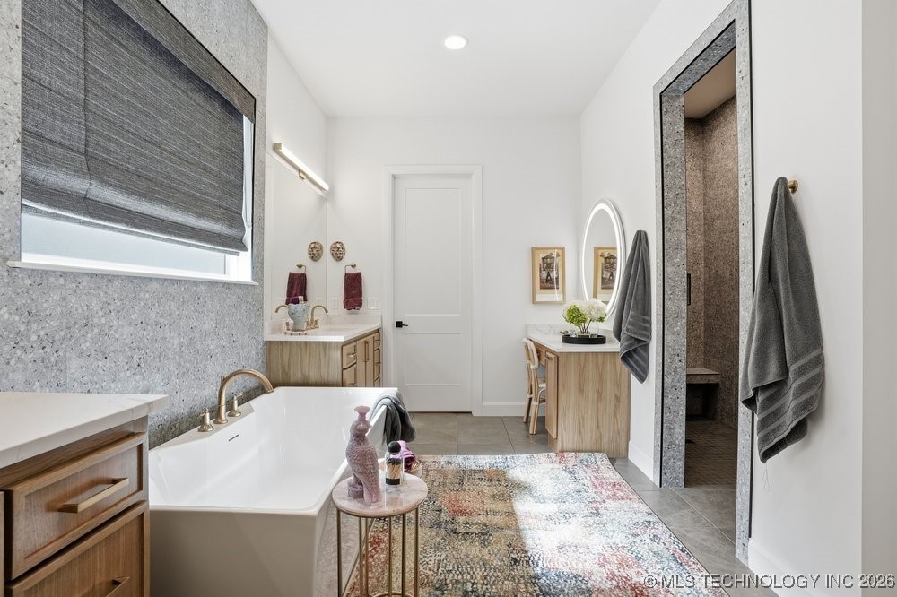 4705 S Retana Avenue Property Photo 24