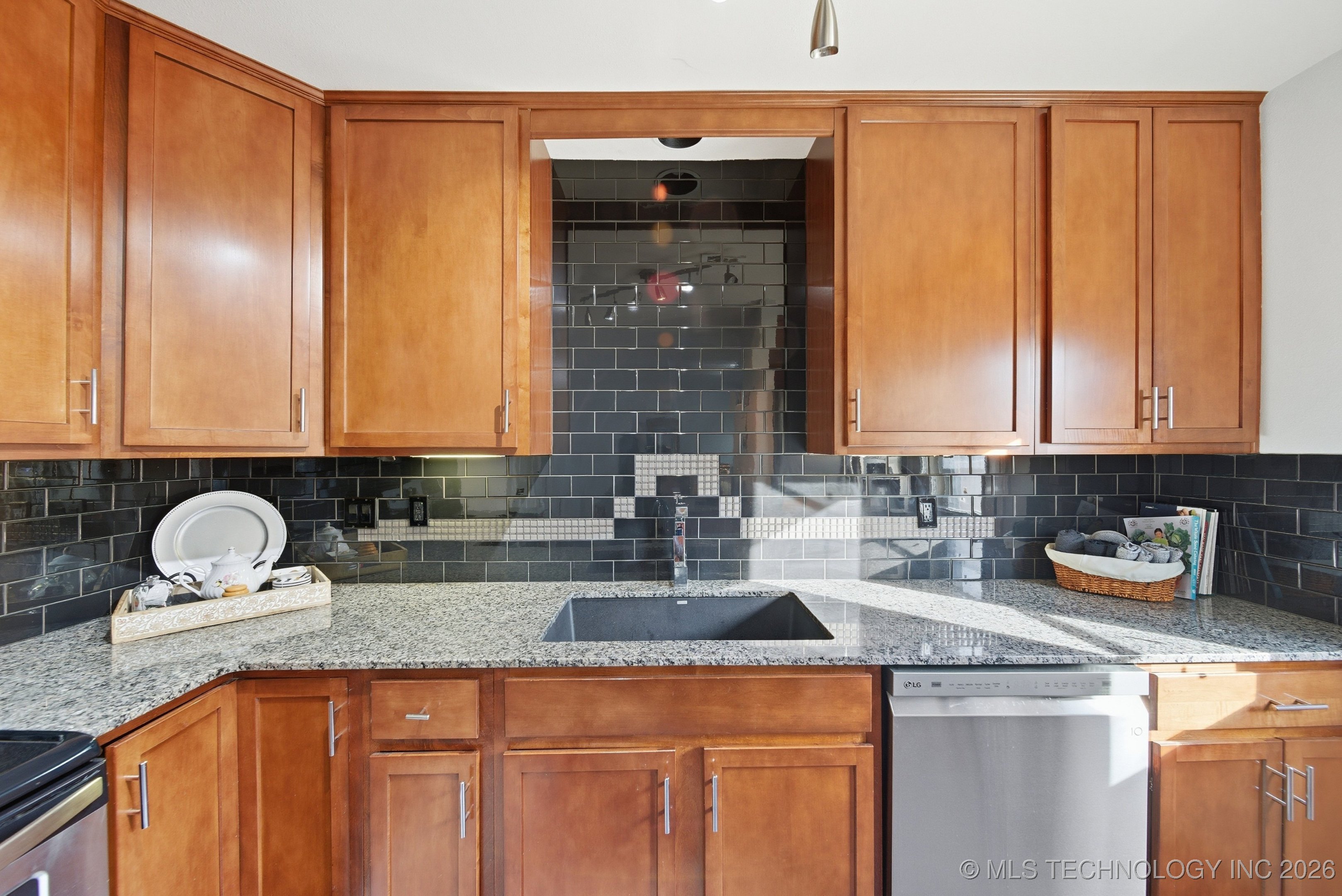 4617 S Granite Avenue 4617 Property Photo 11