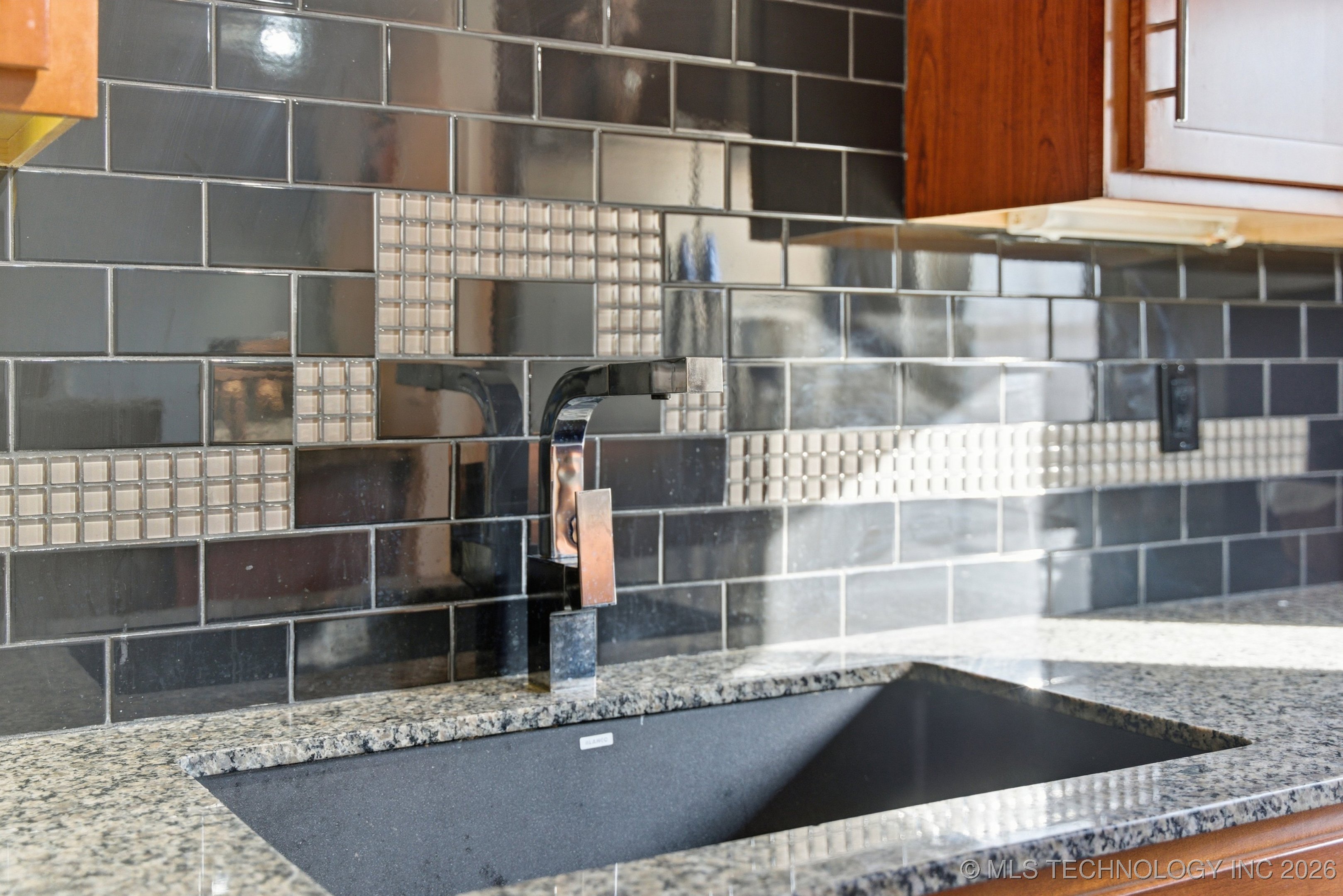 4617 S Granite Avenue 4617 Property Photo 12