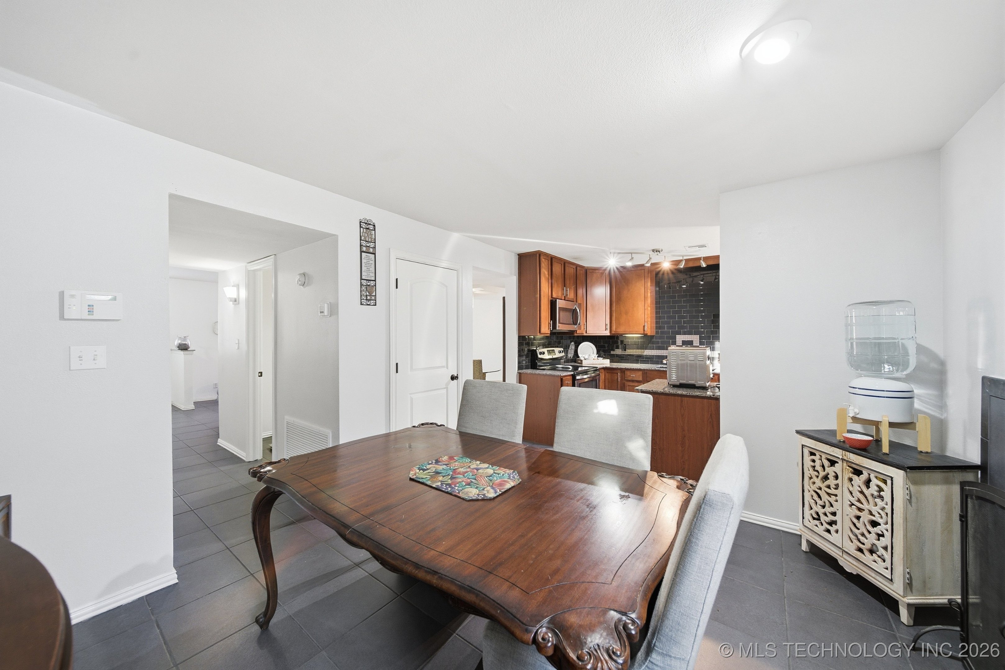 4617 S Granite Avenue 4617 Property Photo 15