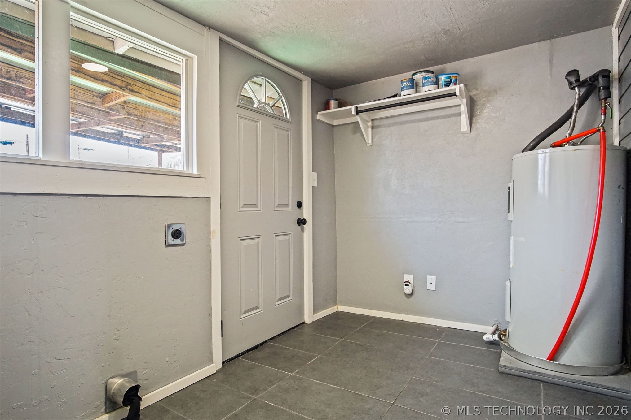 611 N Van Buren Property Photo 14