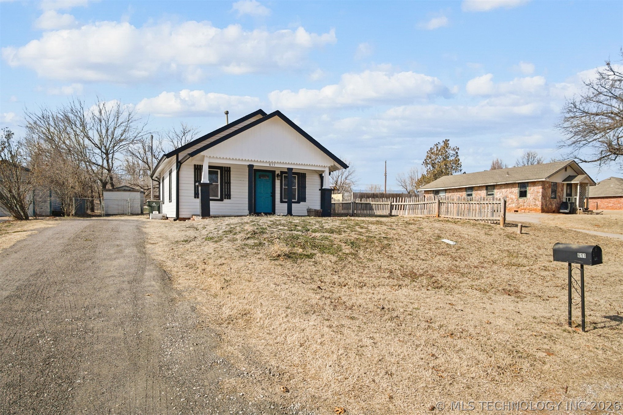 611 N Van Buren Property Photo 29