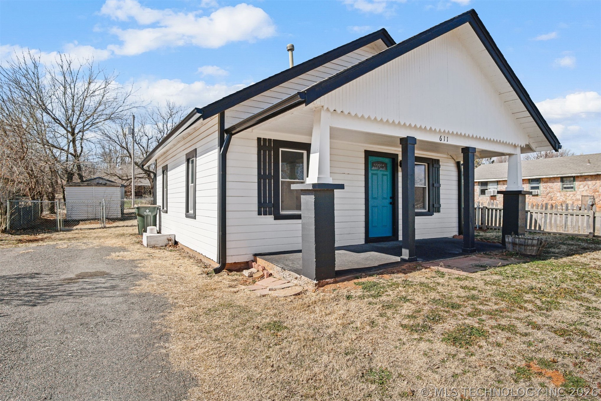 611 N Van Buren Property Photo 31