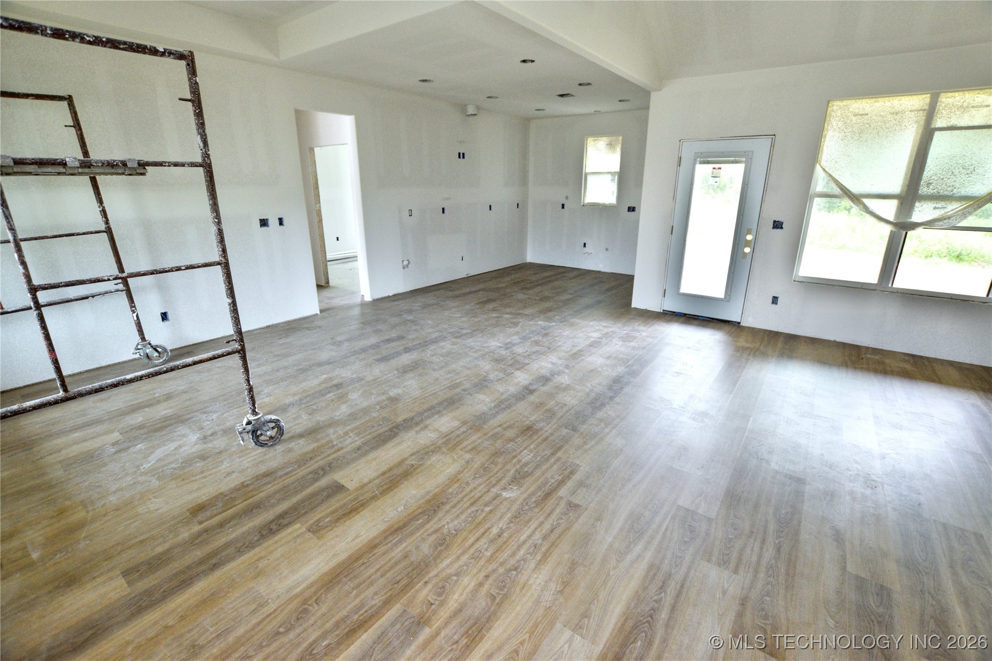 25130 S 519 Road Property Photo 2