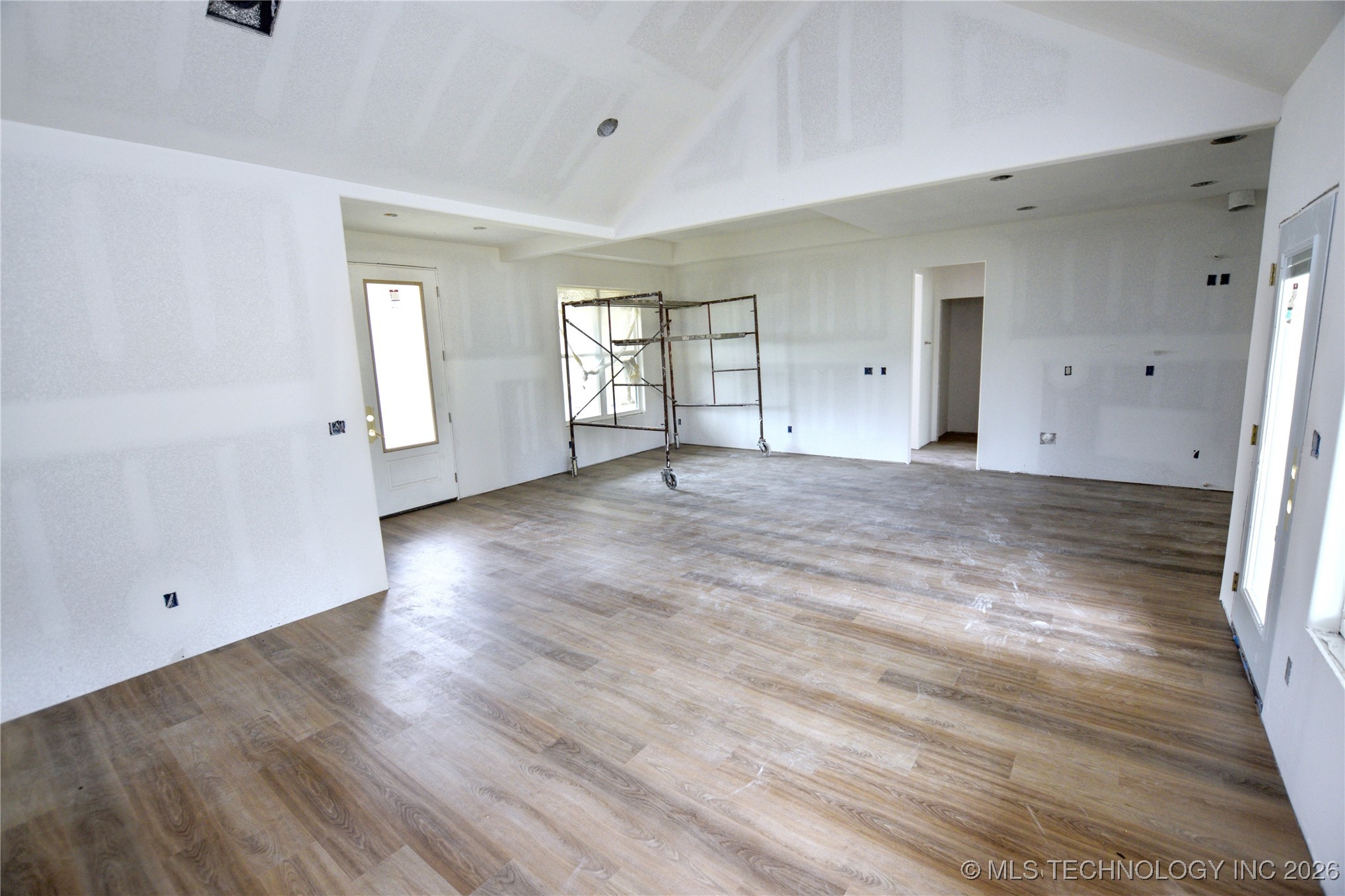 25130 S 519 Road Property Photo 6