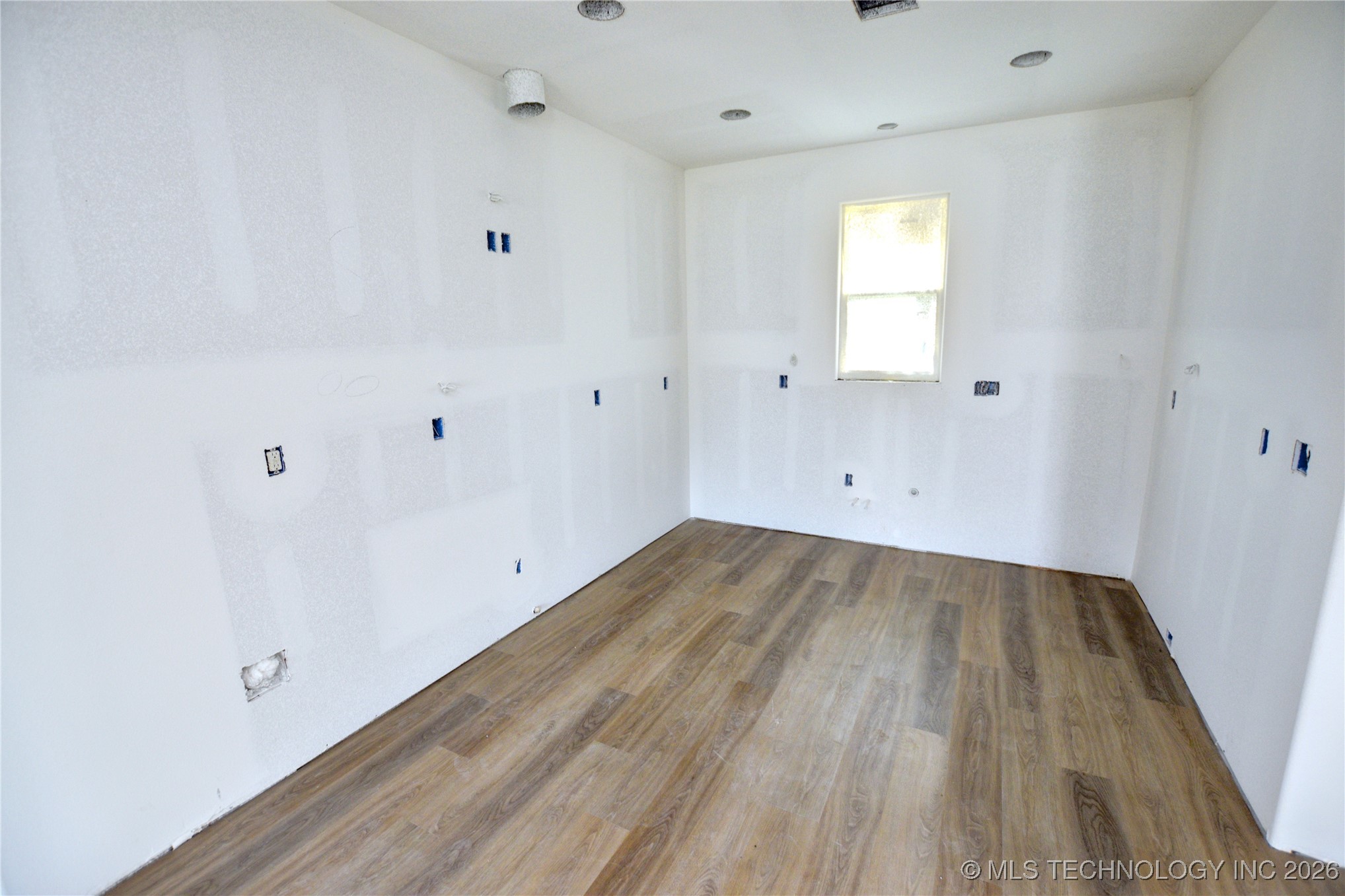 25130 S 519 Road Property Photo 7