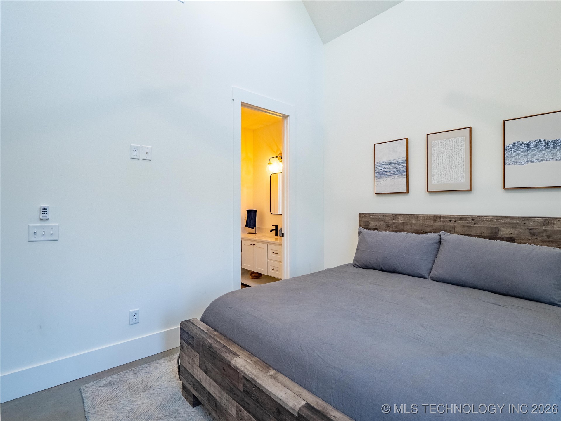 288 Channel Point Property Photo 9