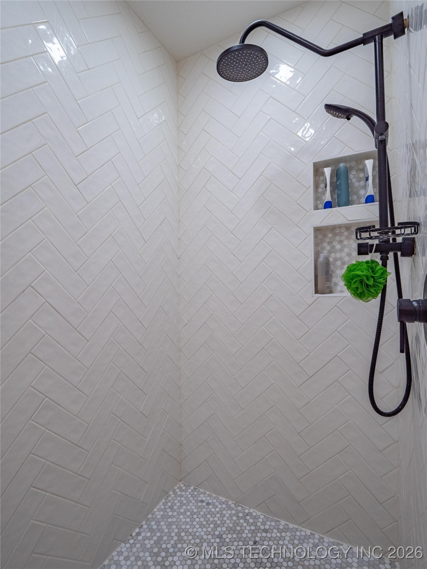 288 Channel Point Property Photo 17