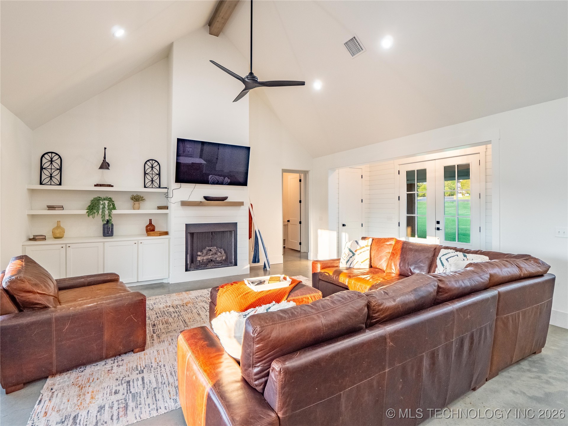 288 Channel Point Property Photo 29