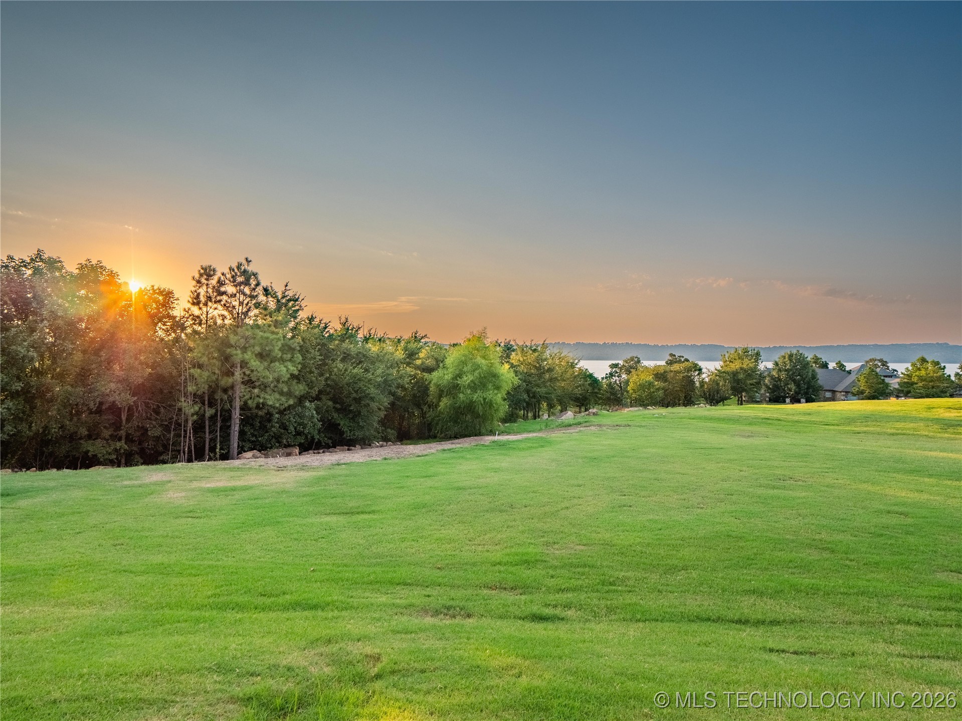 288 Channel Point Property Photo 36