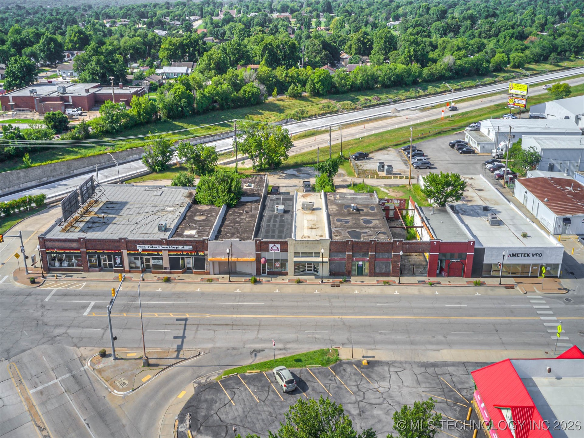 4067 Southwest Boulevard Property Photo 14