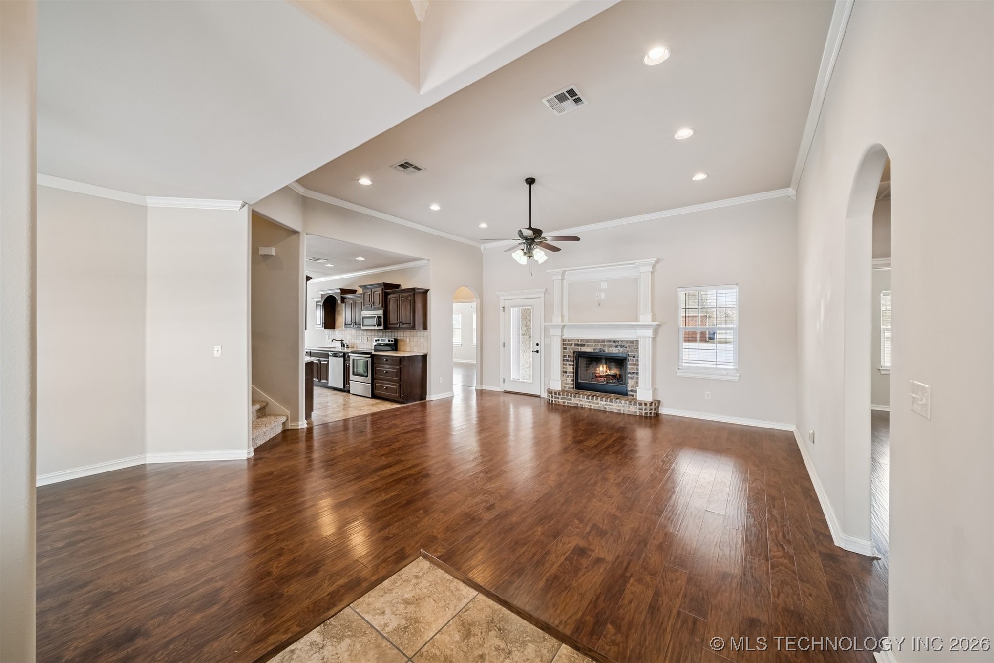 3823 Oakwood Drive Property Photo 8