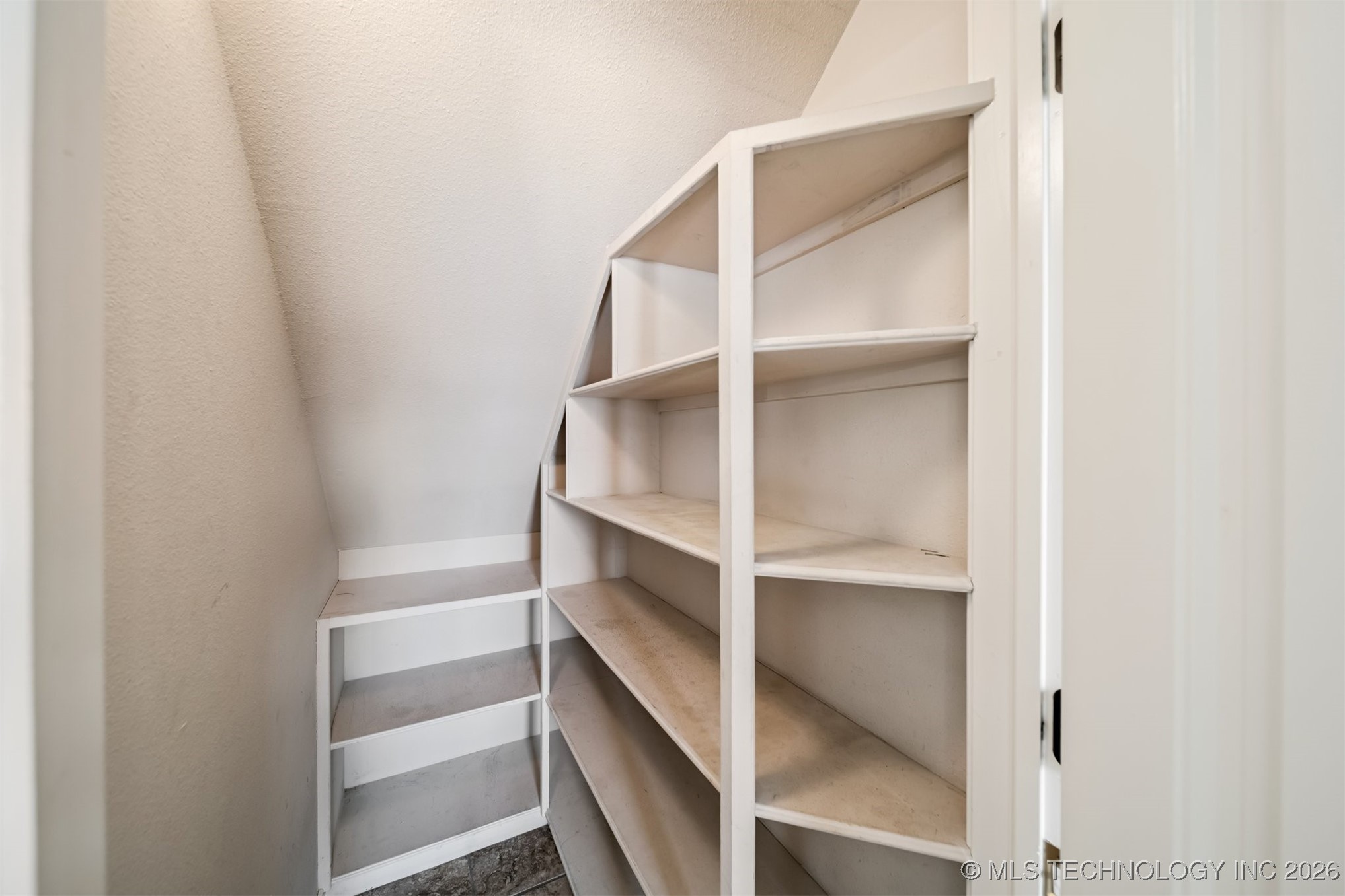 3823 Oakwood Drive Property Photo 14