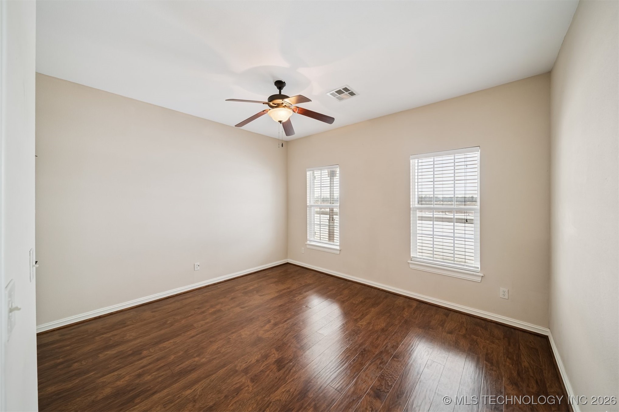 3823 Oakwood Drive Property Photo 16