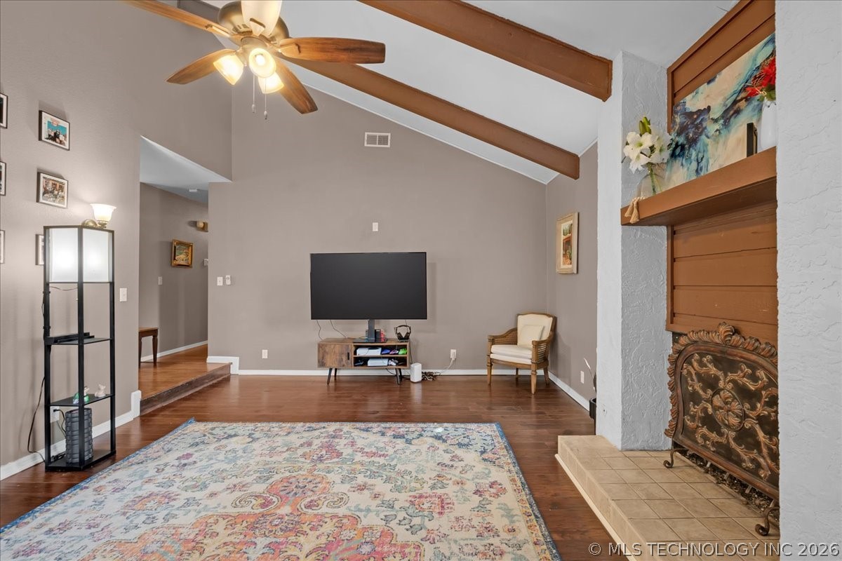 2652 W Galveston Street Property Photo 9