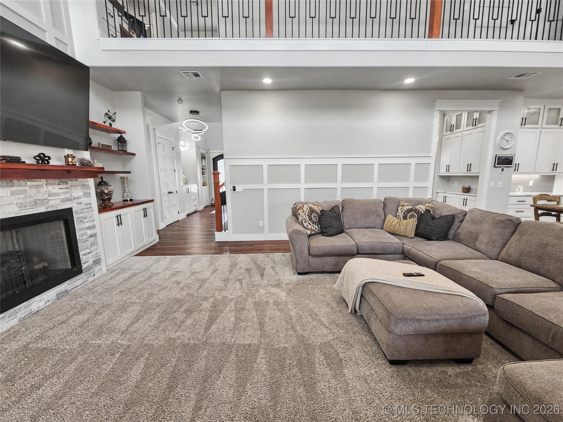 982 Edgewater Boulevard Property Photo 22