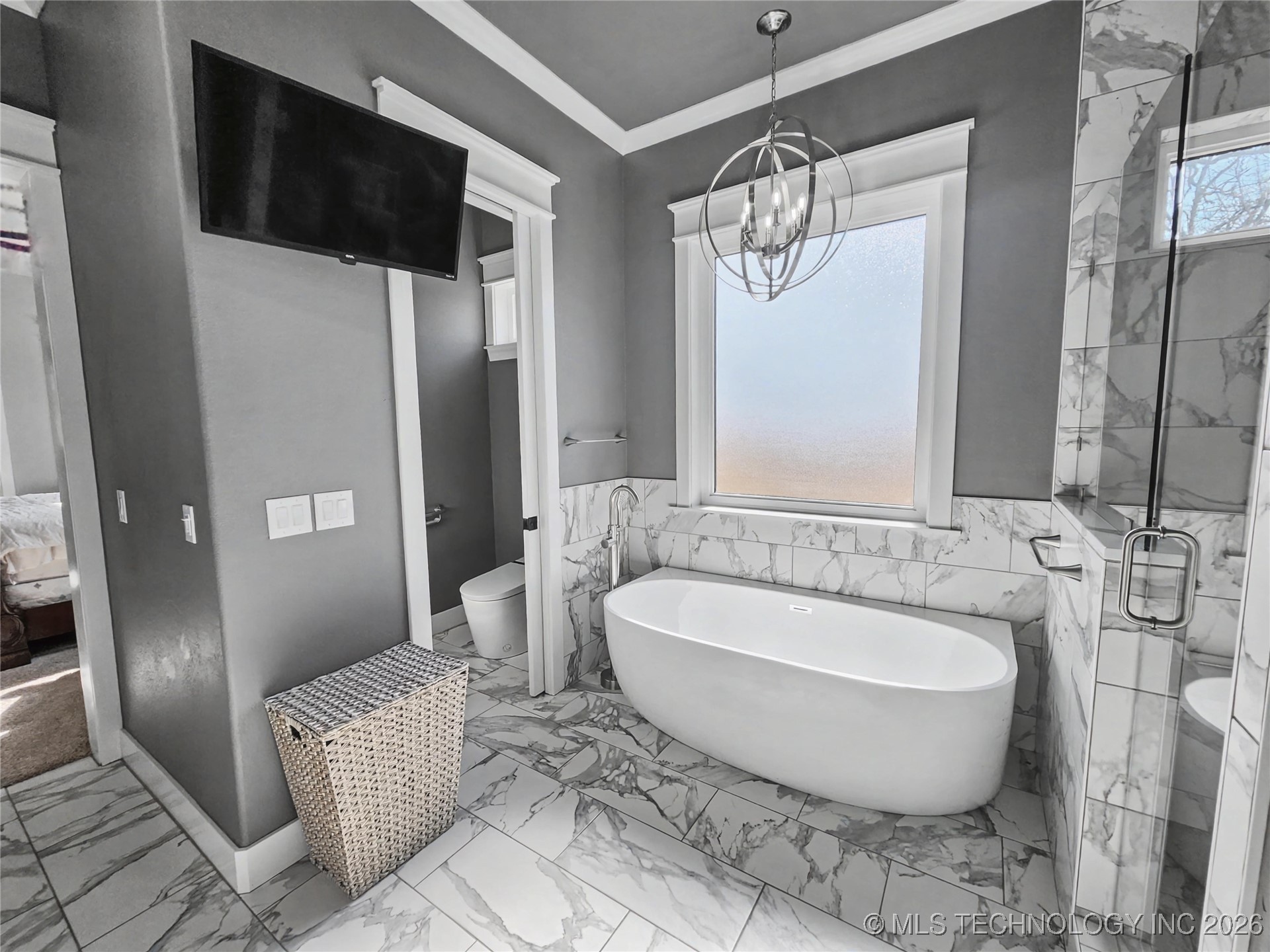 982 Edgewater Boulevard Property Photo 49