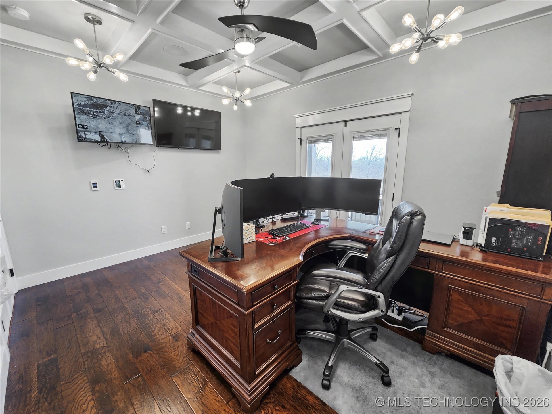 982 Edgewater Boulevard Property Photo 59