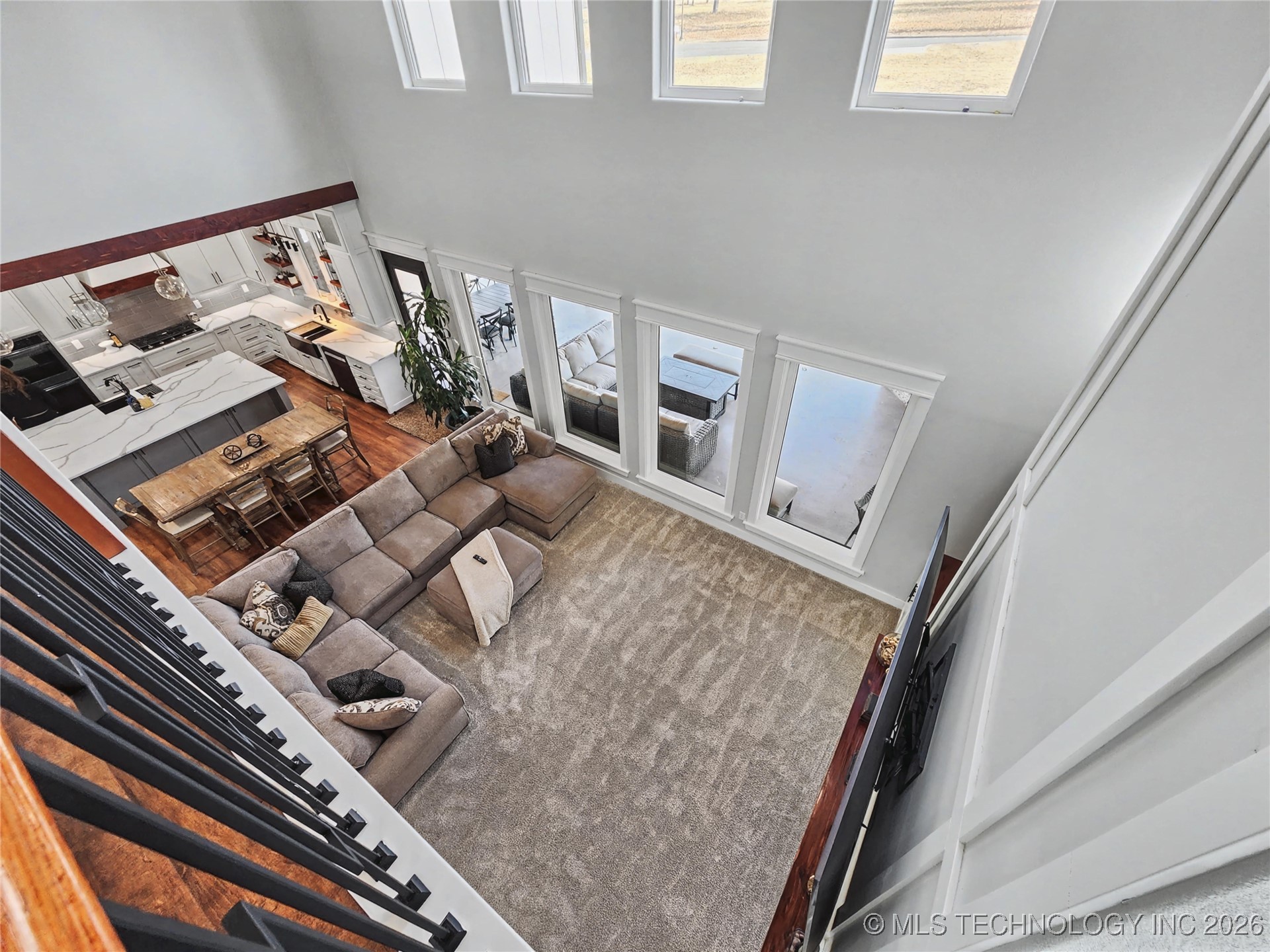 982 Edgewater Boulevard Property Photo 64