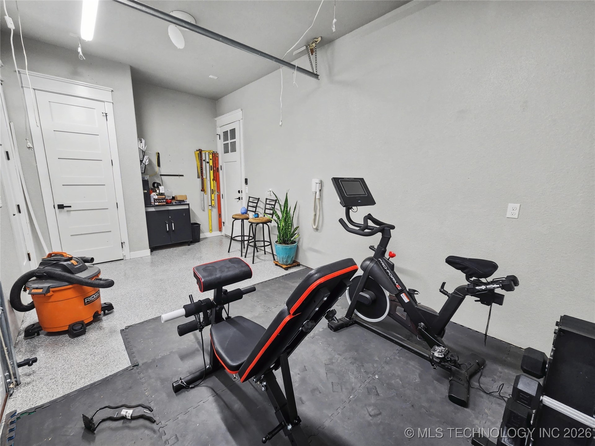 982 Edgewater Boulevard Property Photo 89