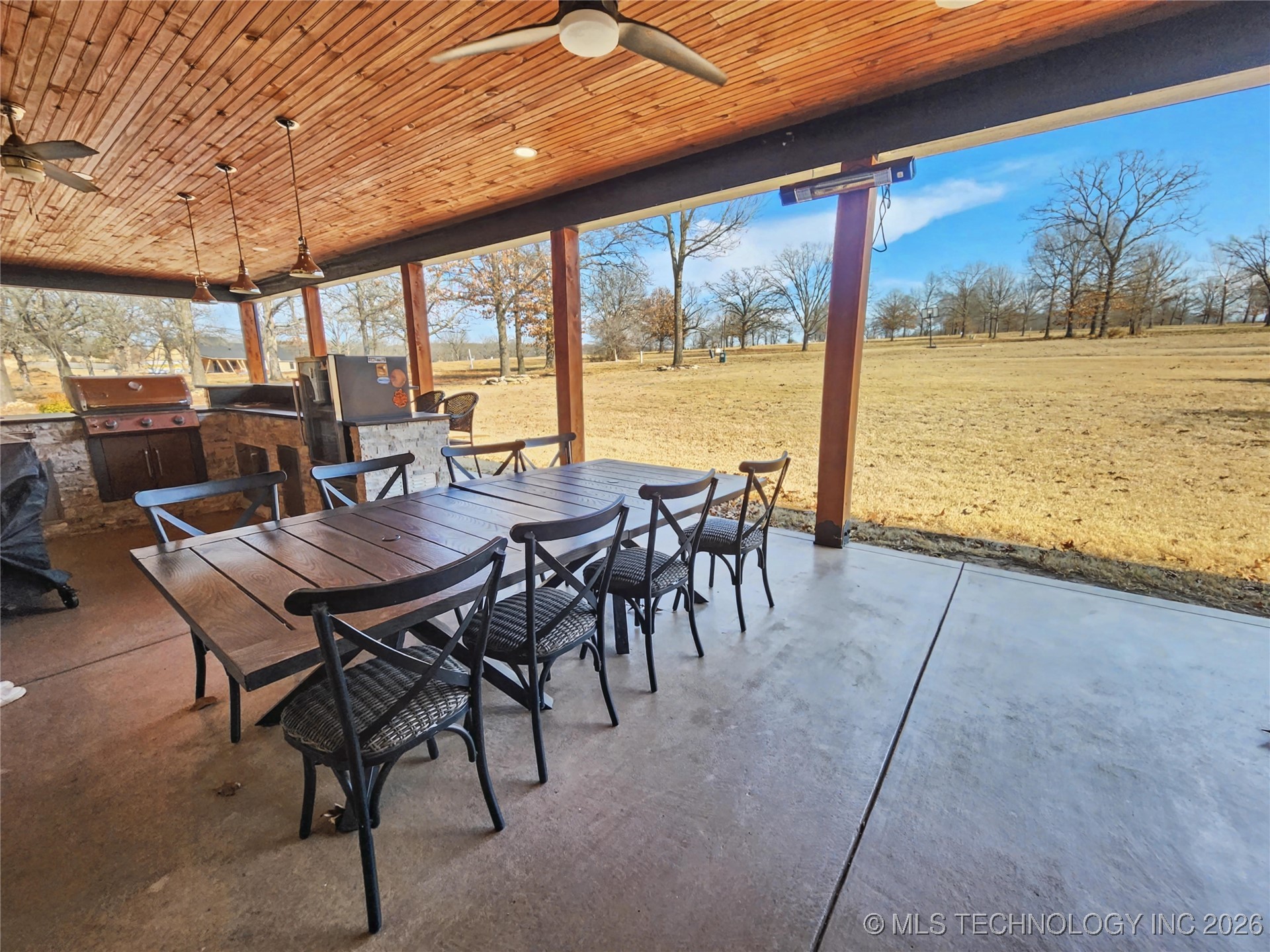 982 Edgewater Boulevard Property Photo 98