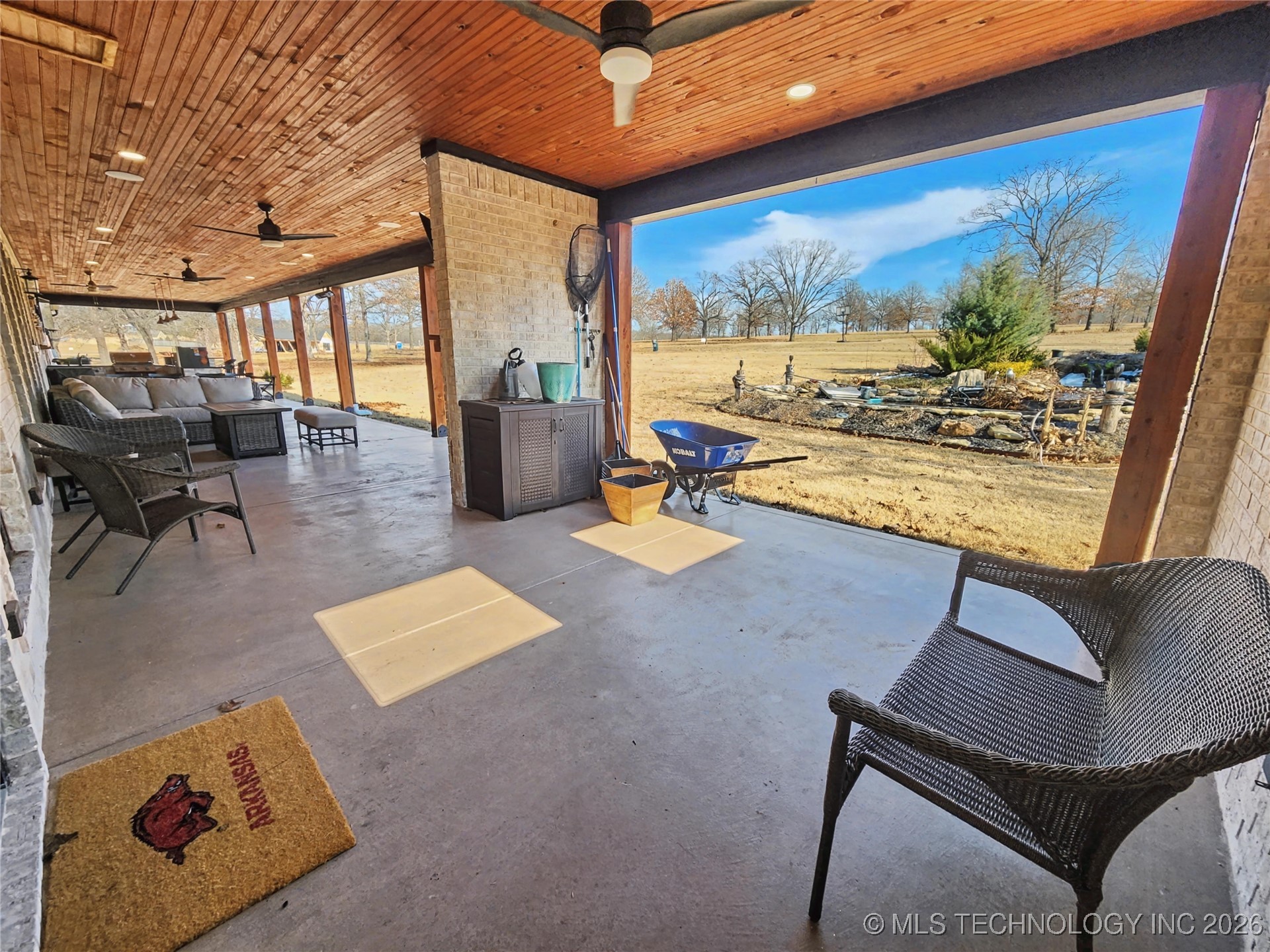 982 Edgewater Boulevard Property Photo 99