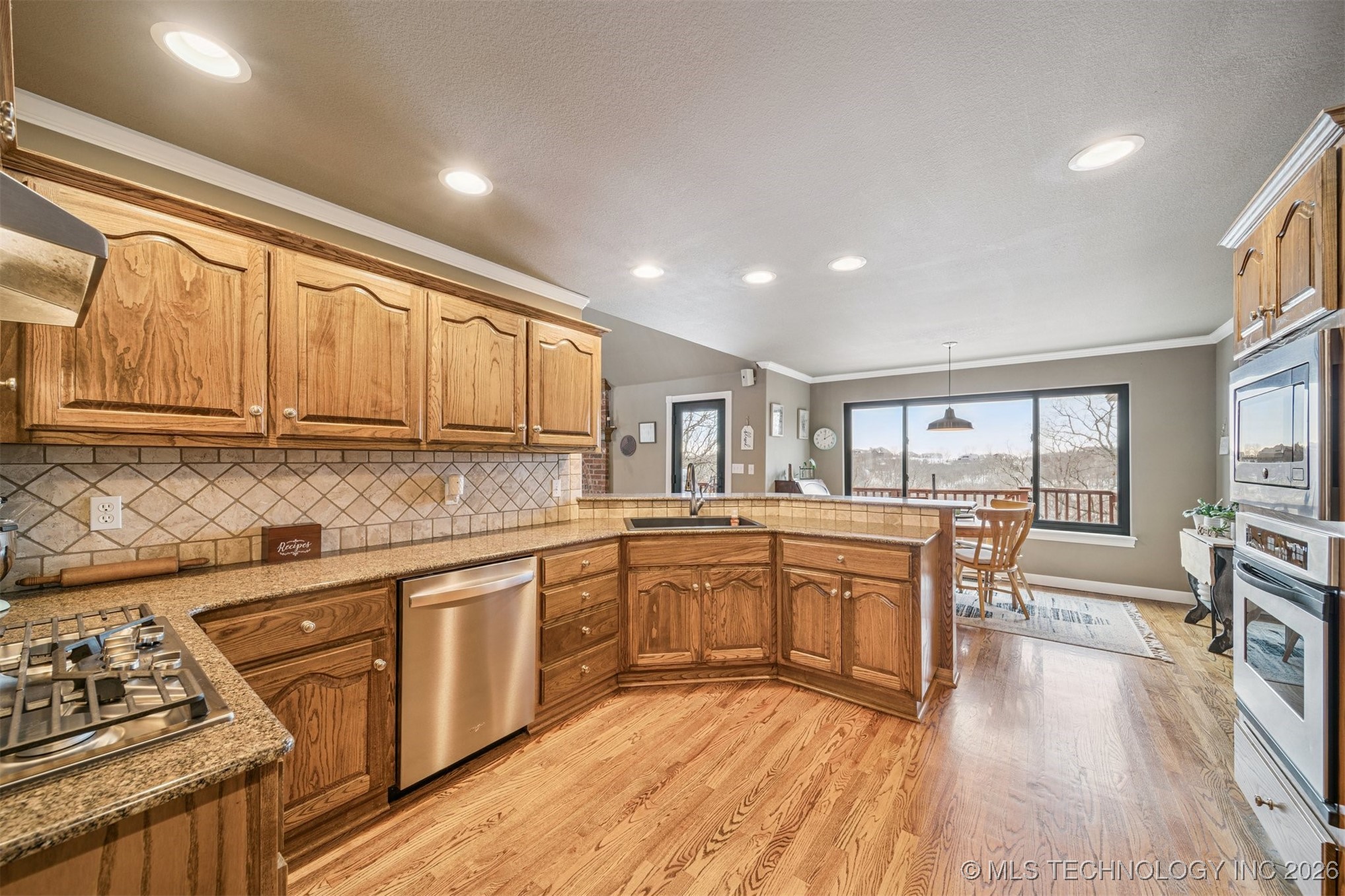 504 Oak Ridge Drive Property Photo 15