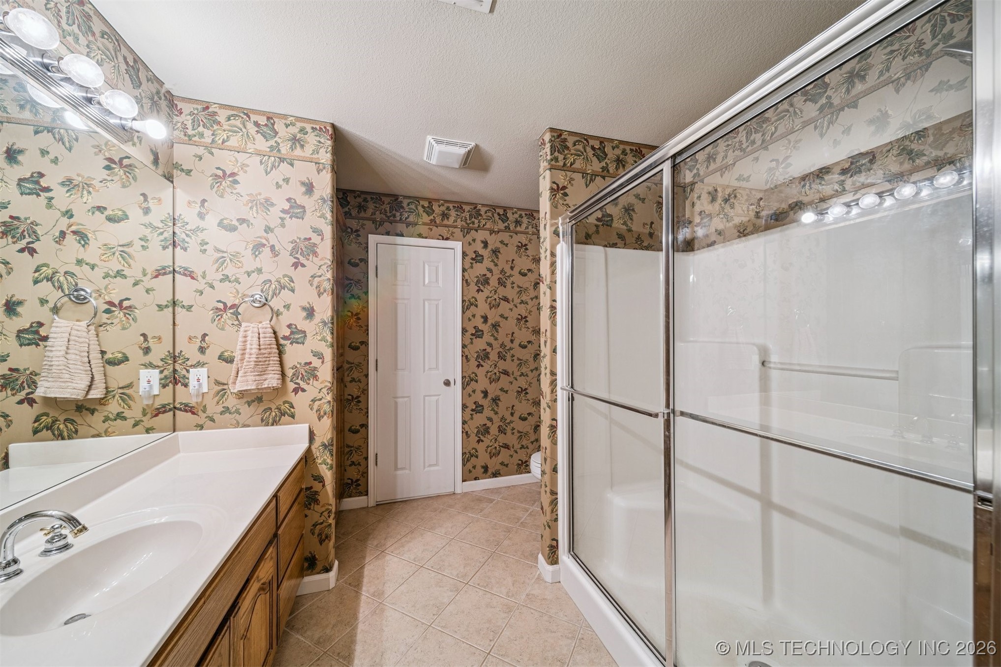 504 Oak Ridge Drive Property Photo 27