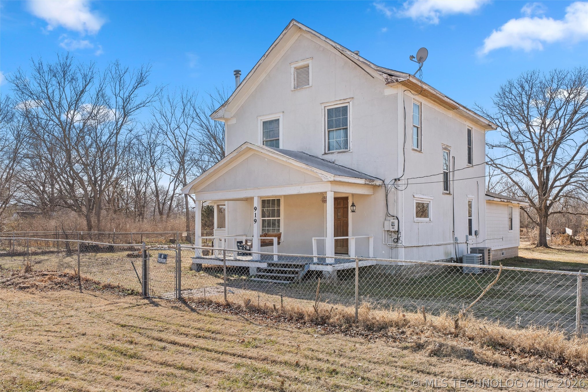 919 N Boudinot Avenue Property Photo 4