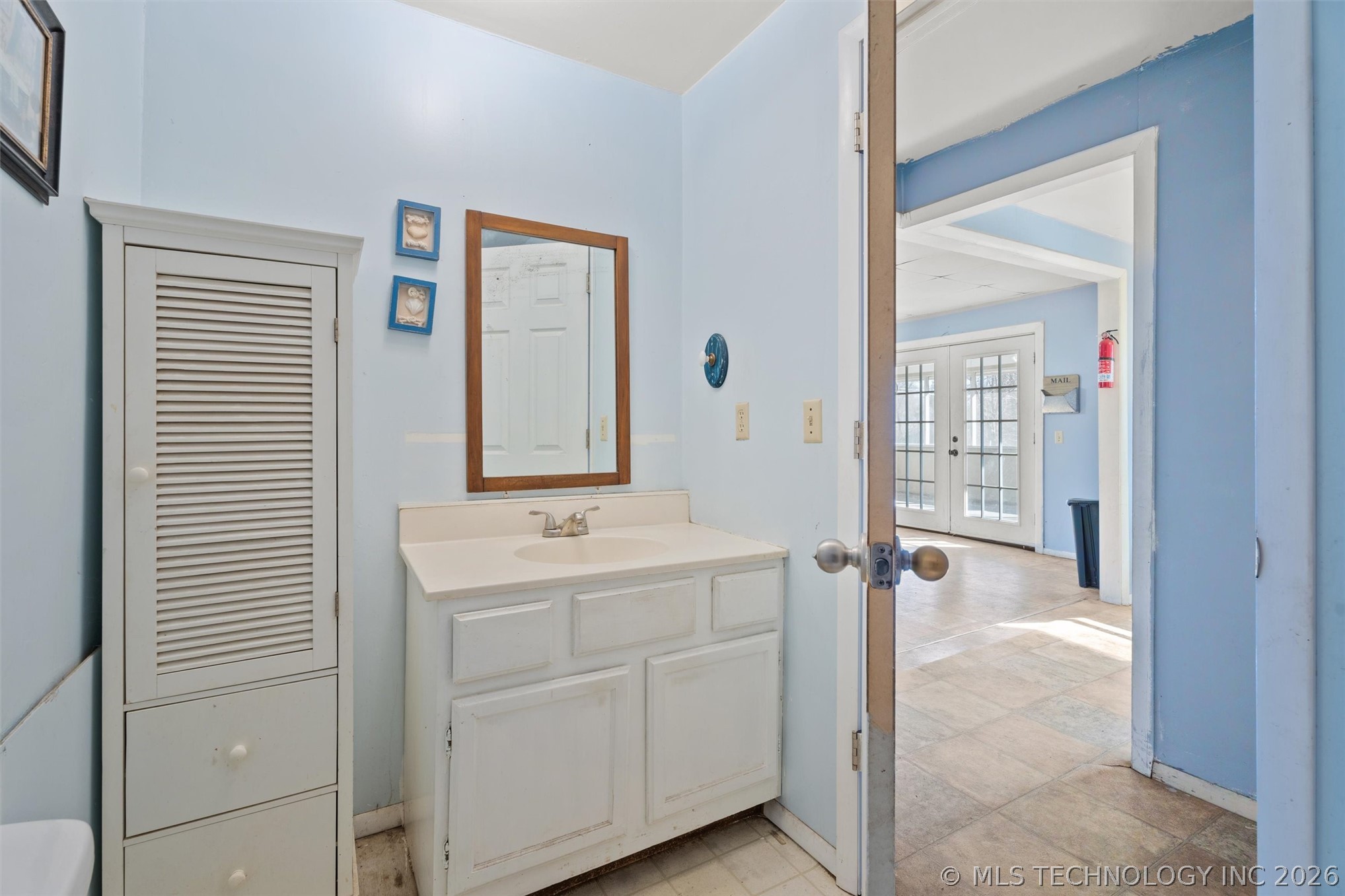 919 N Boudinot Avenue Property Photo 22