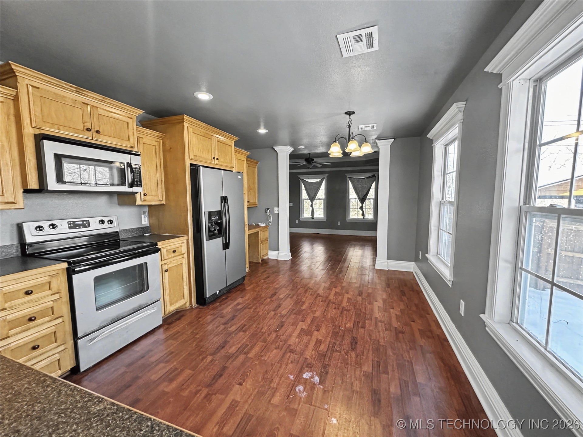 305 S Moccasin Avenue Property Photo 13